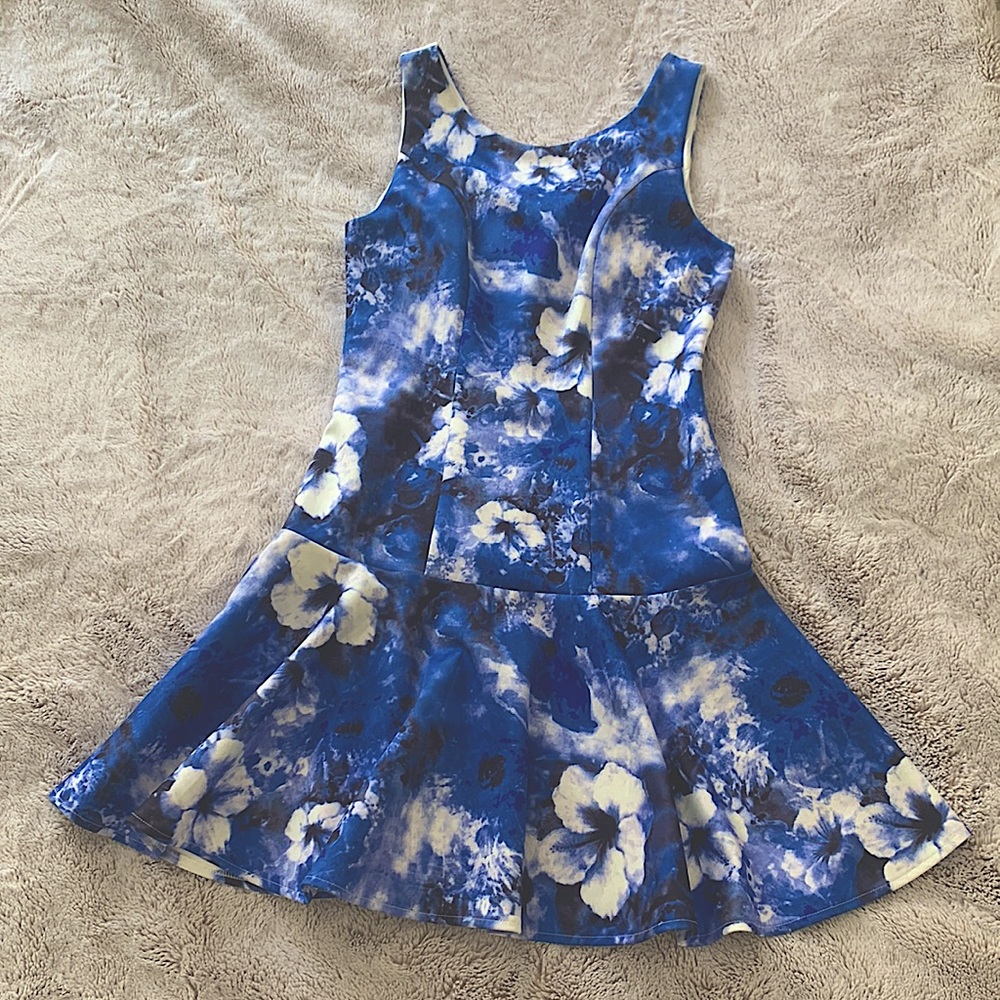 Rhyme waist drop floral dress